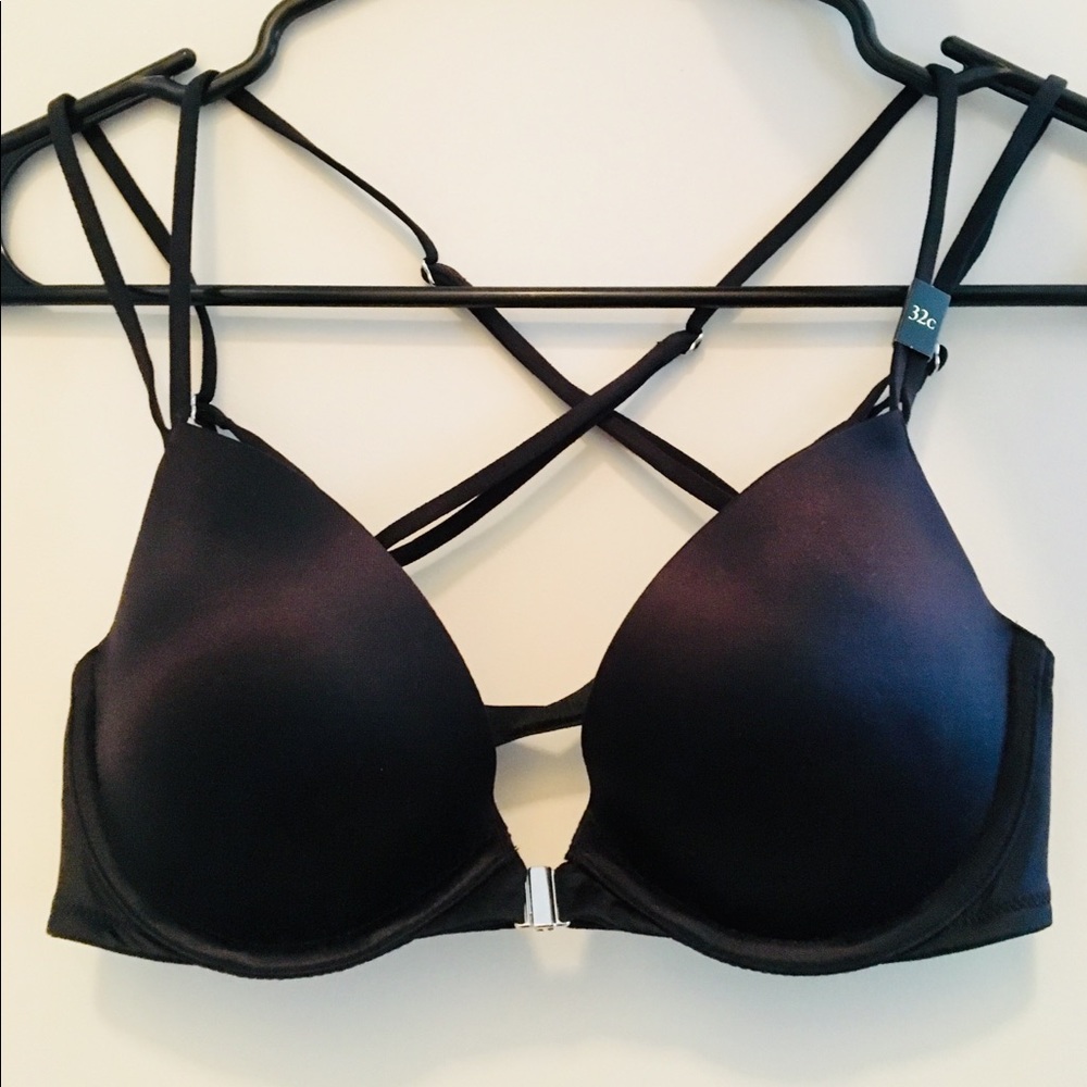 Black Victoria’s Secret Bra